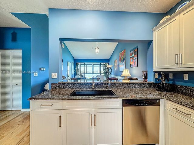 6082 SE Landing Way 11, Stuart, FL 34997