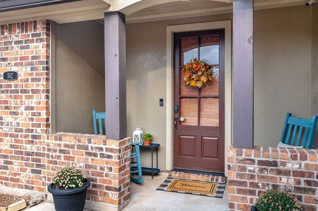 512 Chinquipin Drive, Bossier City, LA 71111