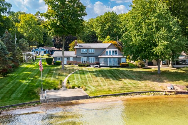 10544 Wildwood Circle, Richland Twp, MI 49083