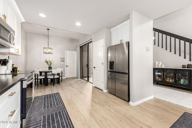 25555 N Windy Walk Drive 60, Scottsdale, AZ 85255