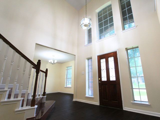 203 Green Cedar Drive, League City, TX 77573