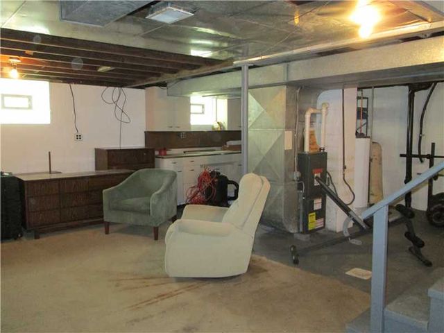 305 Fell, Belle Vernon, PA 15012