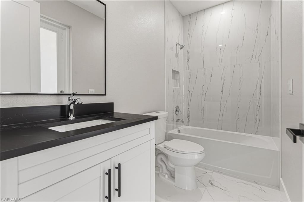 Image 17 of property listing at 2108 NE 15th TER, Cape Coral, FL 33909