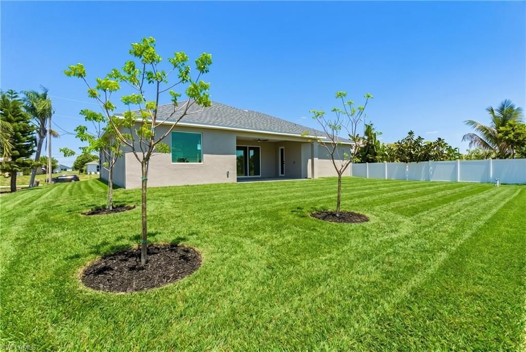 Image 23 of property listing at 2108 NE 15th TER, Cape Coral, FL 33909