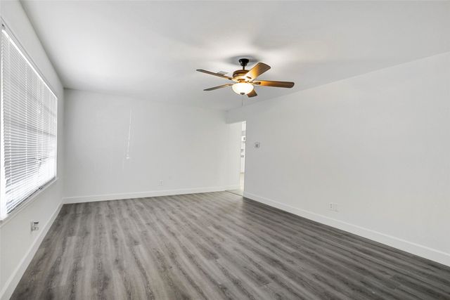 863 Ala Drive, White Settlement, TX 76108