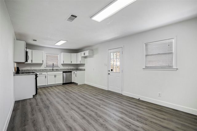 863 Ala Drive, White Settlement, TX 76108