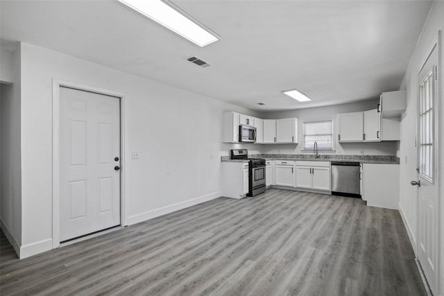 863 Ala Drive, White Settlement, TX 76108