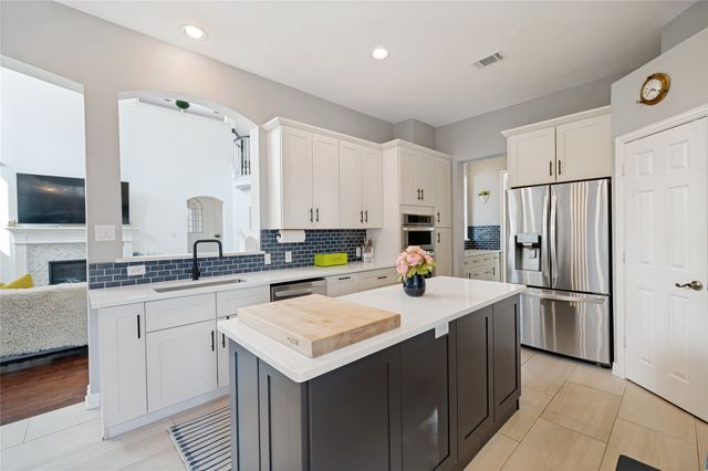 3268 Barkwood Lane, Frisco, TX 75033