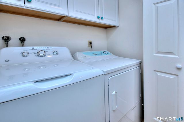 160 Glengarry Road 160, Fairfield, CT 06825