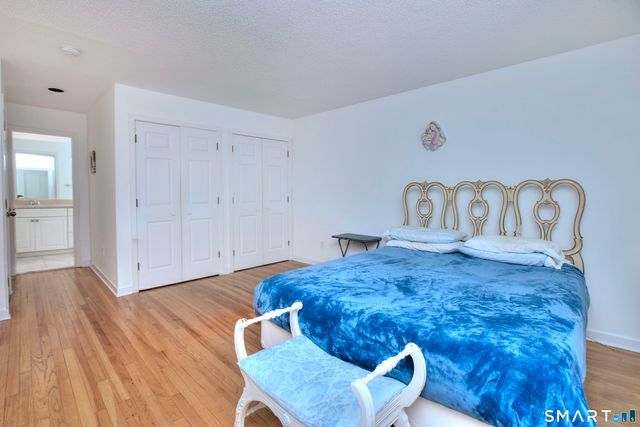 160 Glengarry Road 160, Fairfield, CT 06825