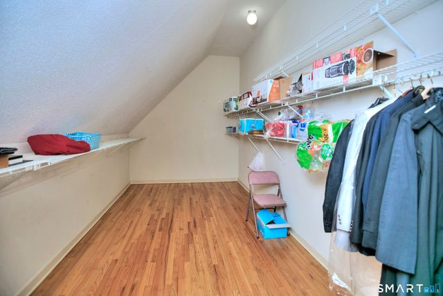 160 Glengarry Road 160, Fairfield, CT 06825