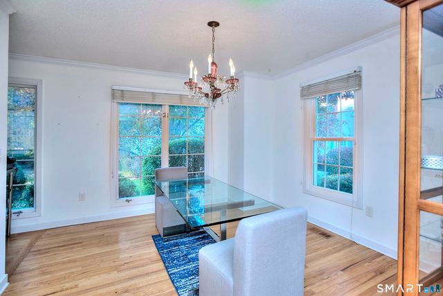 160 Glengarry Road 160, Fairfield, CT 06825