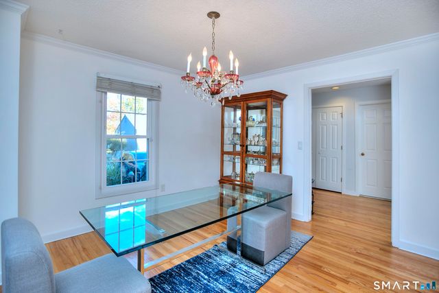 160 Glengarry Road 160, Fairfield, CT 06825