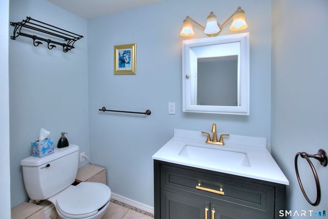 160 Glengarry Road 160, Fairfield, CT 06825