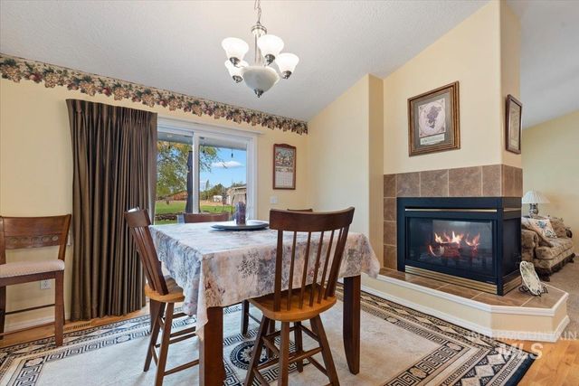 6424 Ustick Road, Nampa, ID 83687