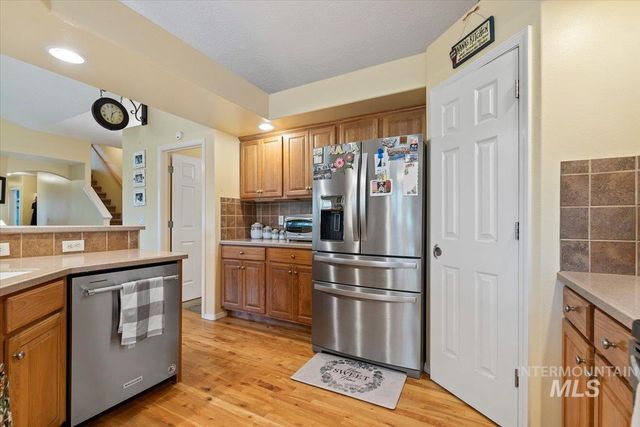 6424 Ustick Road, Nampa, ID 83687