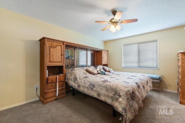 6424 Ustick Road, Nampa, ID 83687