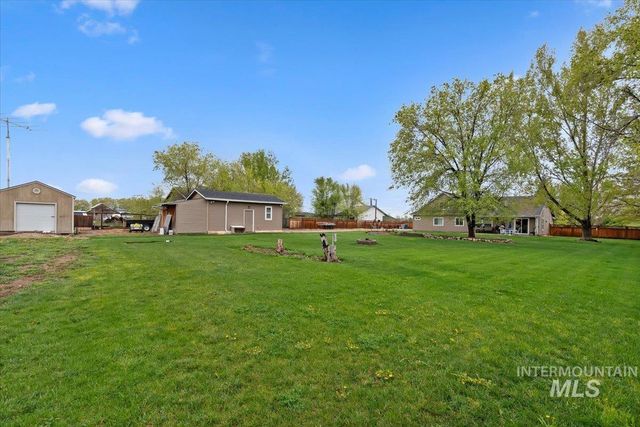 6424 Ustick Road, Nampa, ID 83687