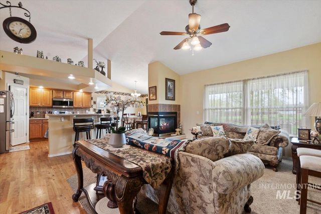 6424 Ustick Road, Nampa, ID 83687