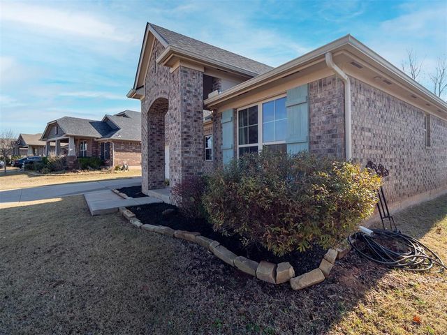 3718 Painted Bird Lane, Norman, OK 73071