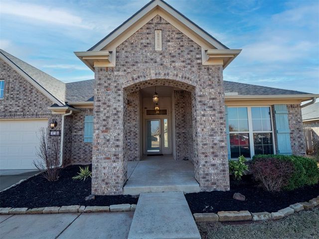 3718 Painted Bird Lane, Norman, OK 73071