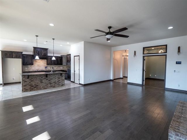 3718 Painted Bird Lane, Norman, OK 73071