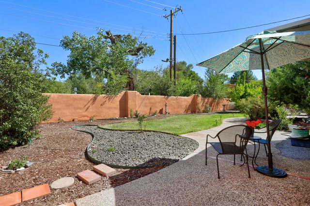4225 Rio Grande Boulevard NW, Albuquerque, NM 87107