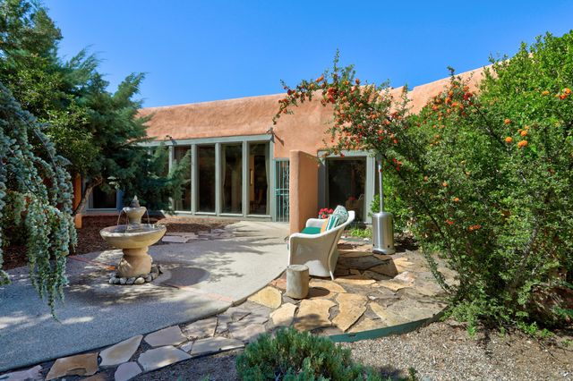 4225 Rio Grande Boulevard NW, Albuquerque, NM 87107