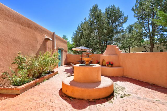 4225 Rio Grande Boulevard NW, Albuquerque, NM 87107
