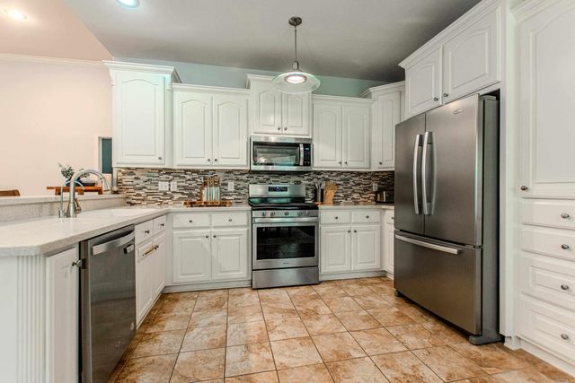 1816 Windridge Court, Sherwood, AR 72120