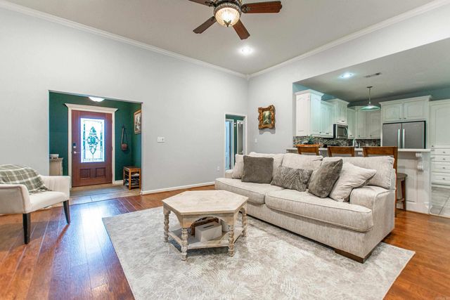1816 Windridge Court, Sherwood, AR 72120