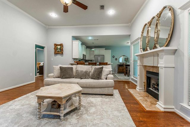 1816 Windridge Court, Sherwood, AR 72120
