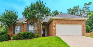1816 Windridge Court, Sherwood, AR 72120
