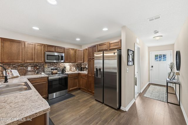 11265 MARGARETS LANDING Place, Jacksonville, FL 32218