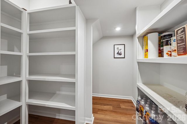 8137 Franklin Trail Street, Charlotte, NC 28227