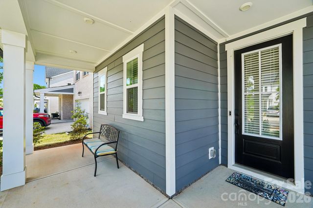 8137 Franklin Trail Street, Charlotte, NC 28227