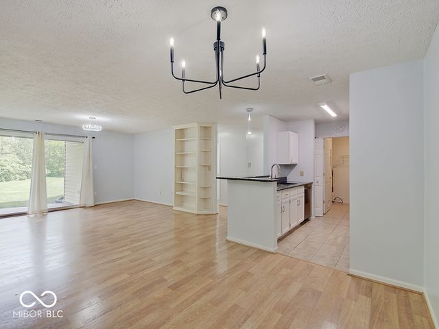 1098 Timber Creek Drive 2, Carmel, IN 46032