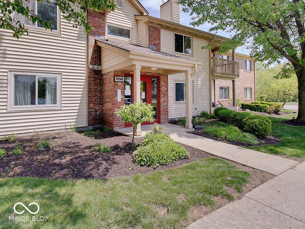 1098 Timber Creek Drive 2, Carmel, IN 46032