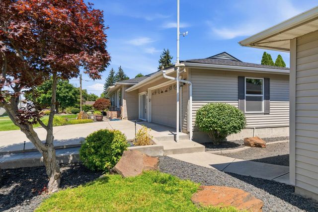 1116 N Willow Rd, Spokane, WA 99206