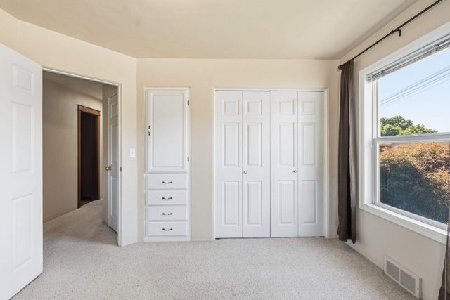 1116 N Willow Rd, Spokane, WA 99206