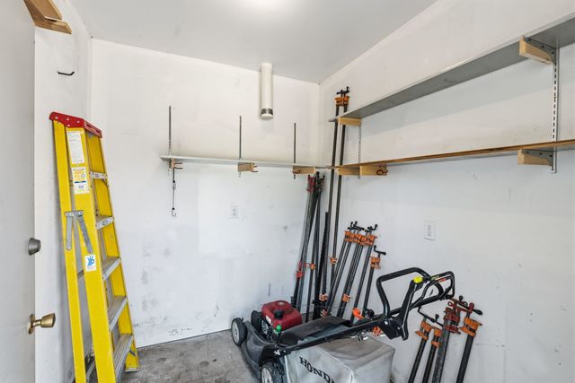 1116 N Willow Rd, Spokane, WA 99206