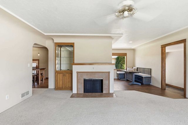 1116 N Willow Rd, Spokane, WA 99206