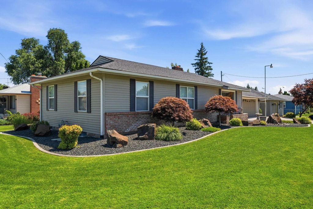 1116 N Willow Rd, Spokane, WA 99206