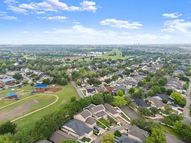 360 Sampson, Kyle, TX 78640