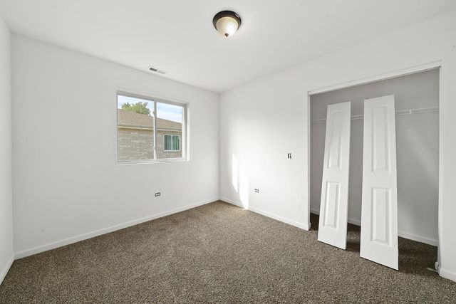 13906 Central Park Avenue 2N, Robbins, IL 60472