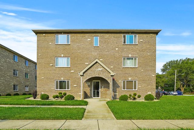 13906 Central Park Avenue 2N, Robbins, IL 60472