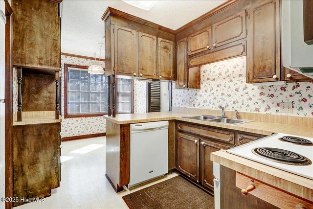232 S Spence Avenue, Goldsboro, NC 27534