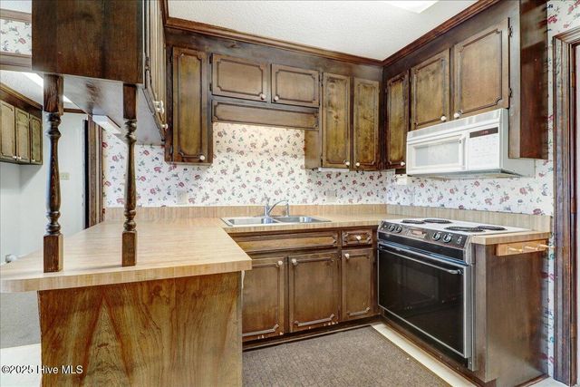 232 S Spence Avenue, Goldsboro, NC 27534