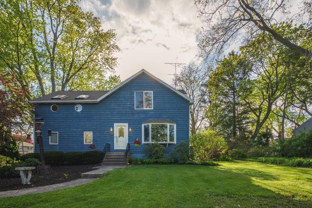 6907 52nd AVENUE, Kenosha, WI 53142