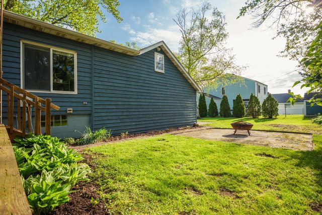 6907 52nd AVENUE, Kenosha, WI 53142